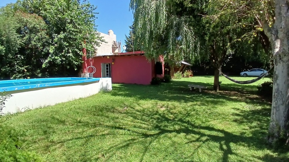137 e/515 y 516