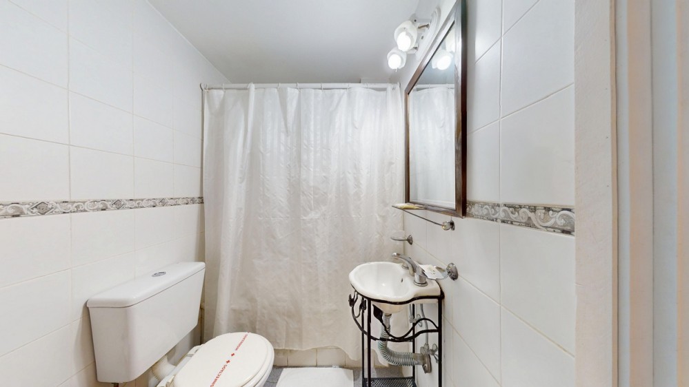 Falucho e/ Alsina y Olavarría